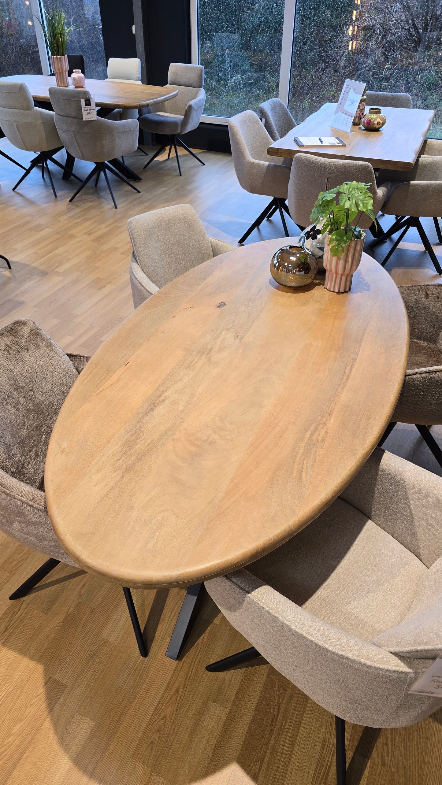 Esstisch FLORENZ - Ovaler Mango-Holz Tisch