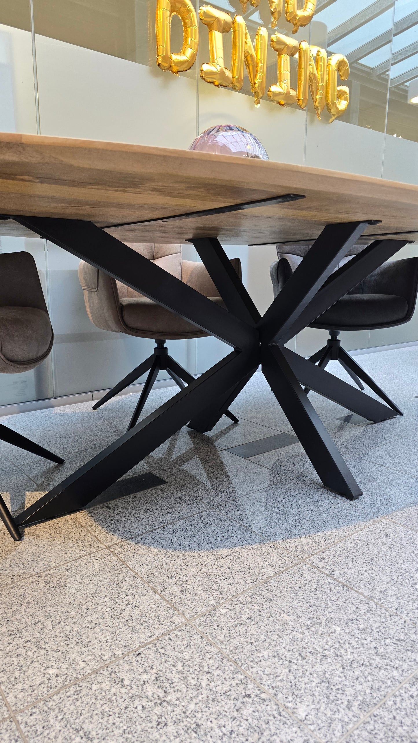 Esstisch CUBA 240cm - Massiv aus Mango-Holz