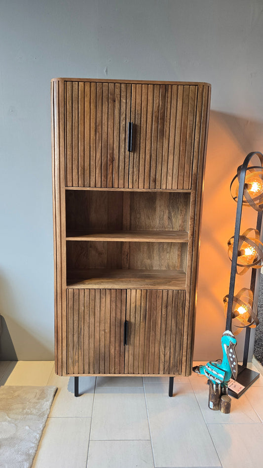 Design Schrank "M" Hell aus massivem Mango-Holz