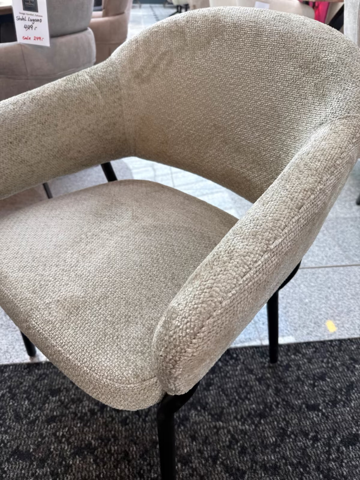 Stuhl LOGAN - 3 verschiedene Farben