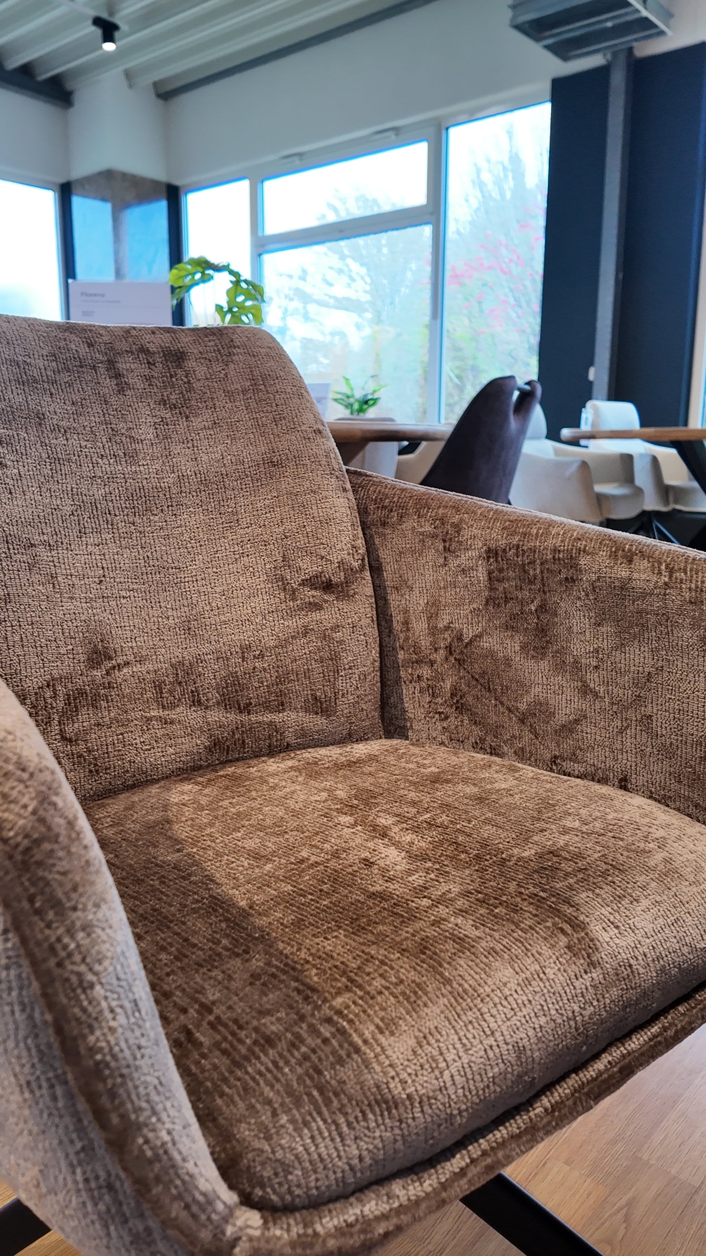Stuhl VERONA mit 180-Grad-Drehfunktion