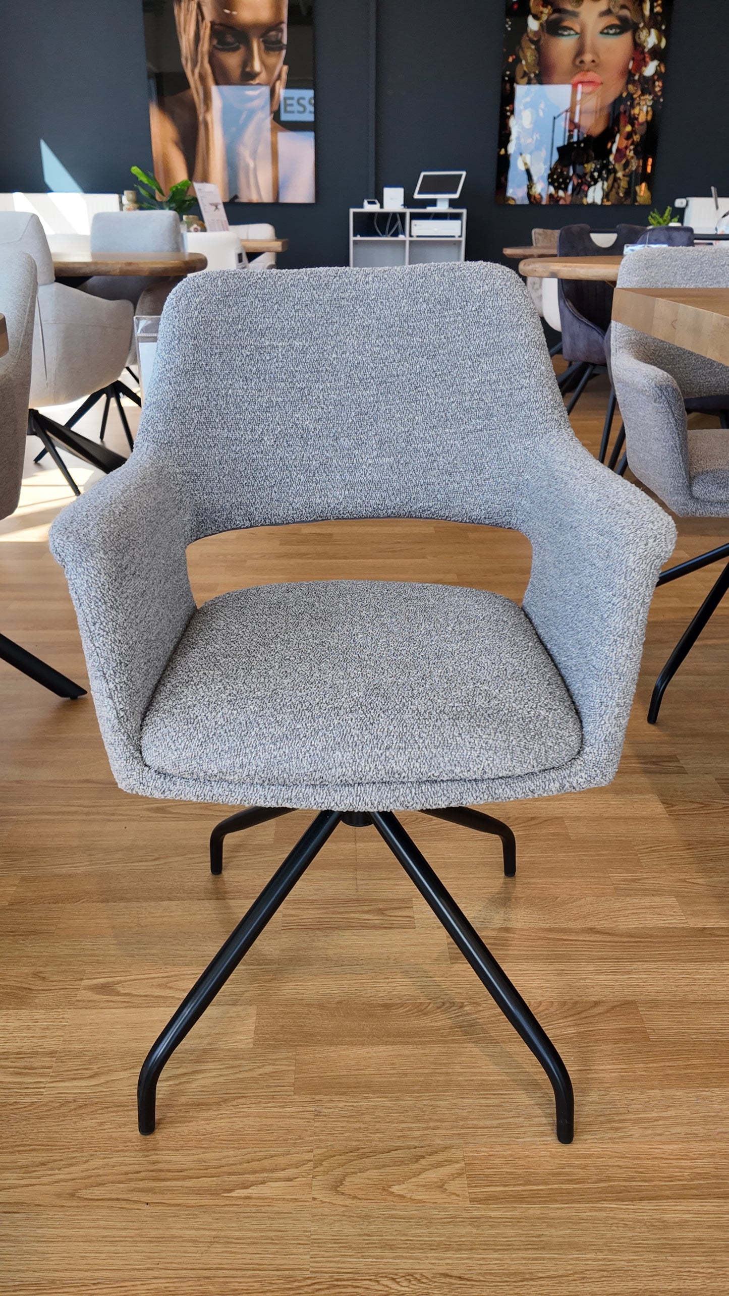 Stuhl MODENA mit 180-Grad-Drehfunktion