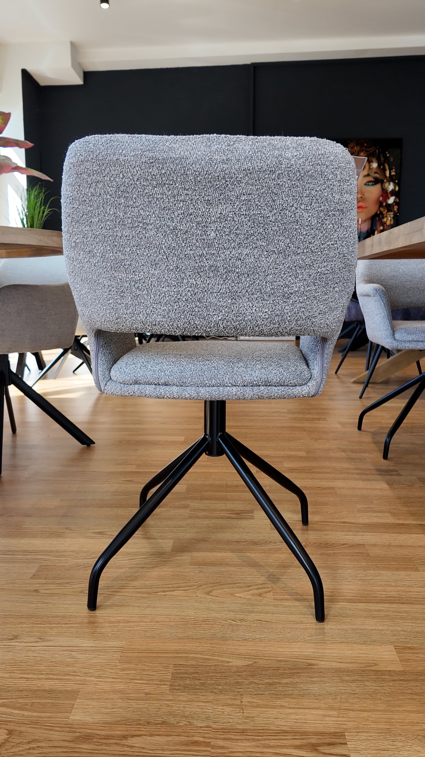 Stuhl MODENA mit 180-Grad-Drehfunktion
