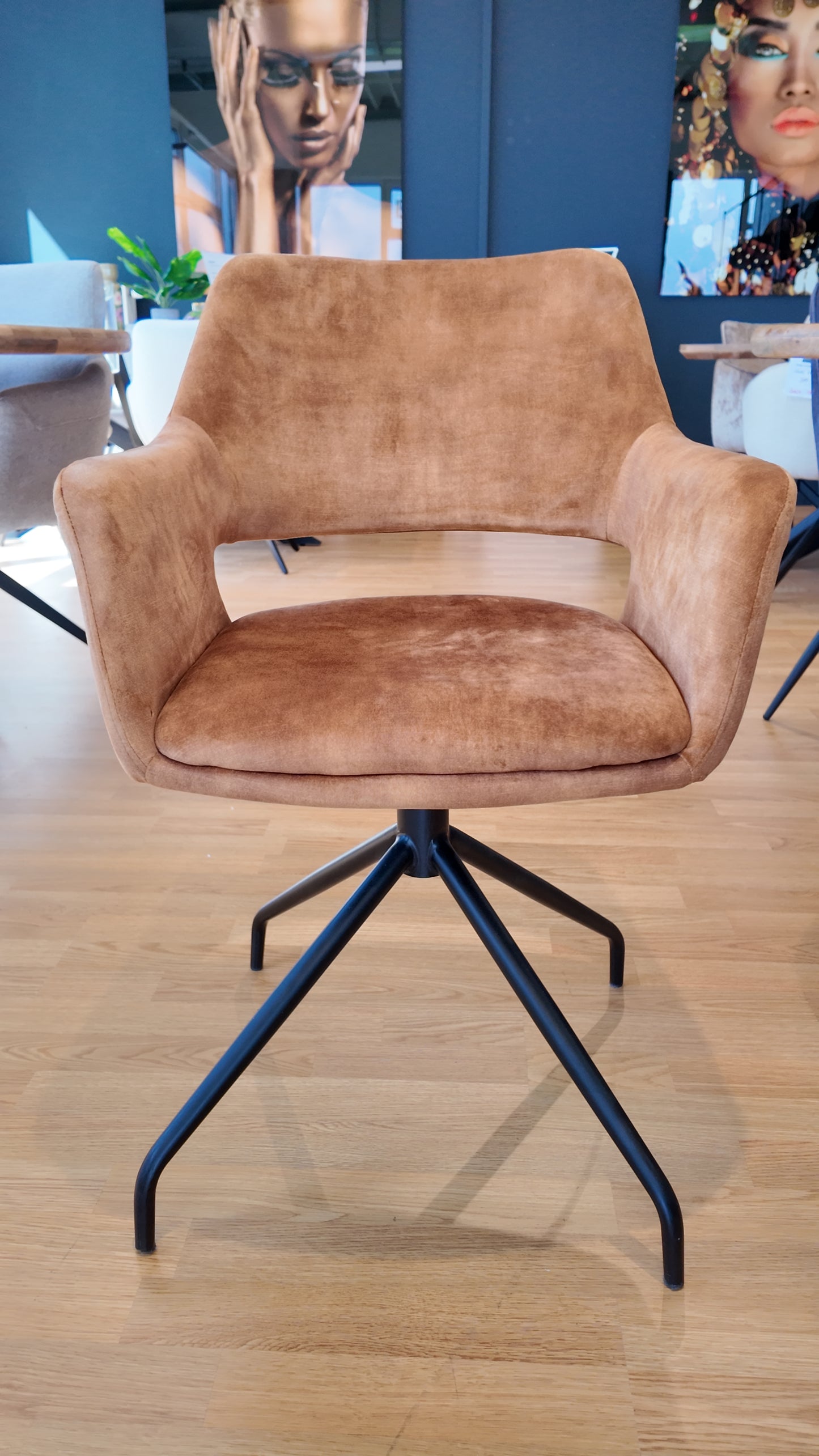 Stuhl MODENA mit 180-Grad-Drehfunktion