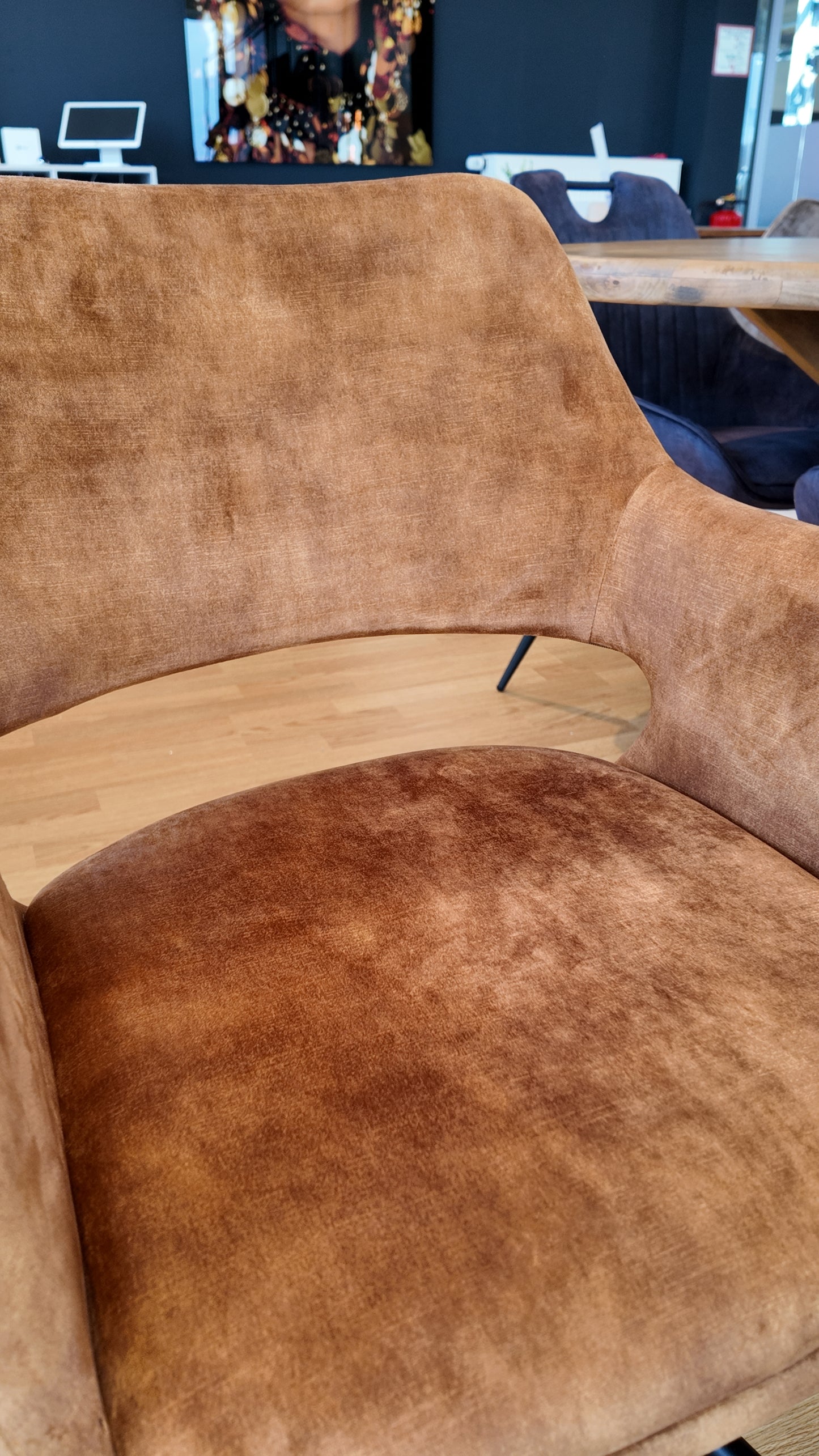 Stuhl MODENA mit 180-Grad-Drehfunktion