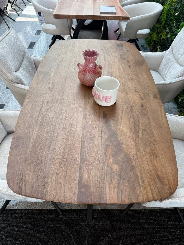 Esstisch DOREEN - Massivholztisch aus Mangoholz