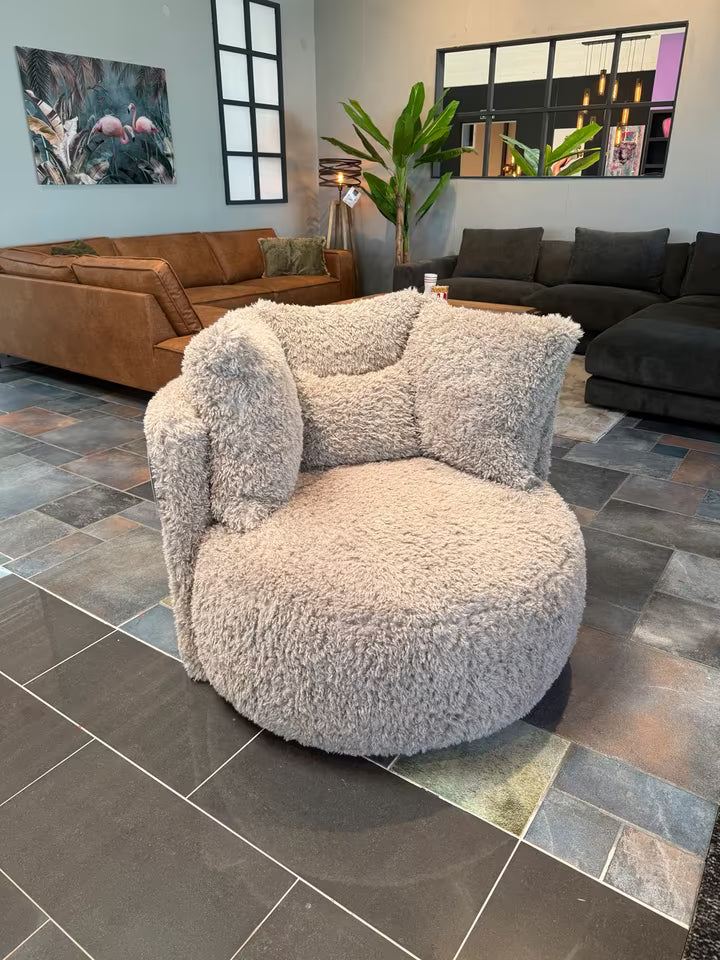 Design-Sessel / Loungesessel – absoluter Eyecatcher