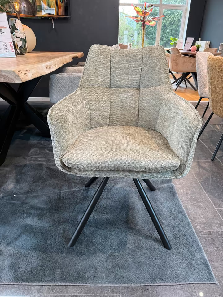 Stuhl LIVANO mit 180-Grad-Drehfunktion